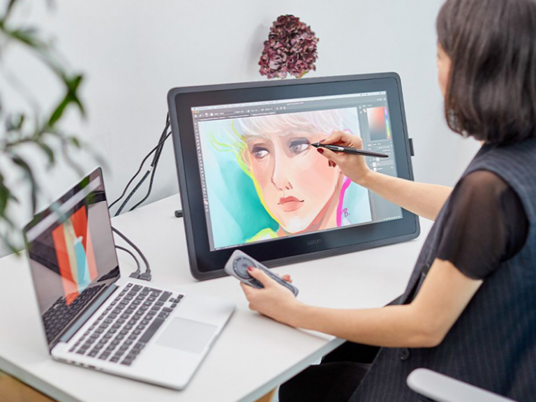 Phân biệt Thiết kế đa phương tiện và Thiết kế đồ họa mới nhất